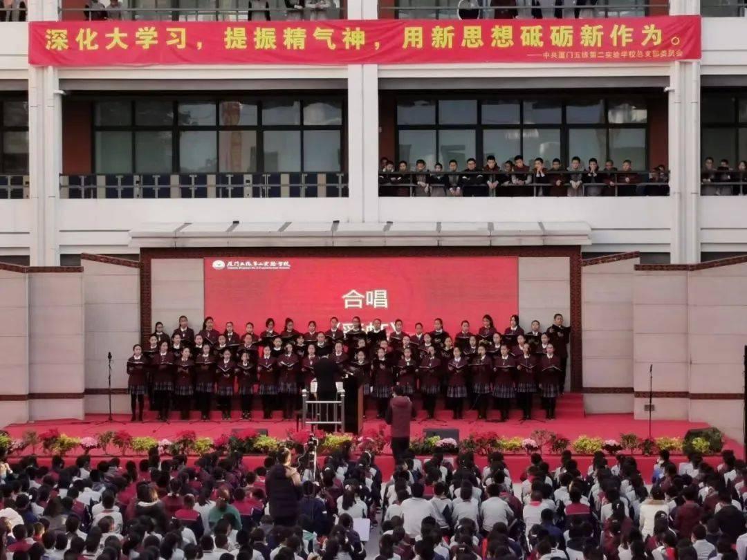 她是“最美祝英台”，曾备受张艺谋青睐，却将一手好牌打烂
